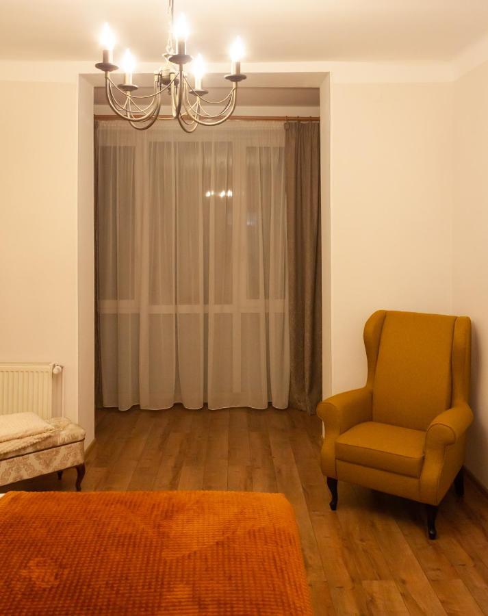 Cozy Family Apartments Braşov Extérieur photo